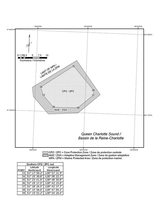 ??L'annexe 4 est une carte qui représente la zone de protection marine du récif sud, incluant une zone de protection centrale entourée d'une zone de gestion adaptative. L'annexe contient aussi un tableau qui donne les coordonnées géographiques de la zone de protection centrale.????